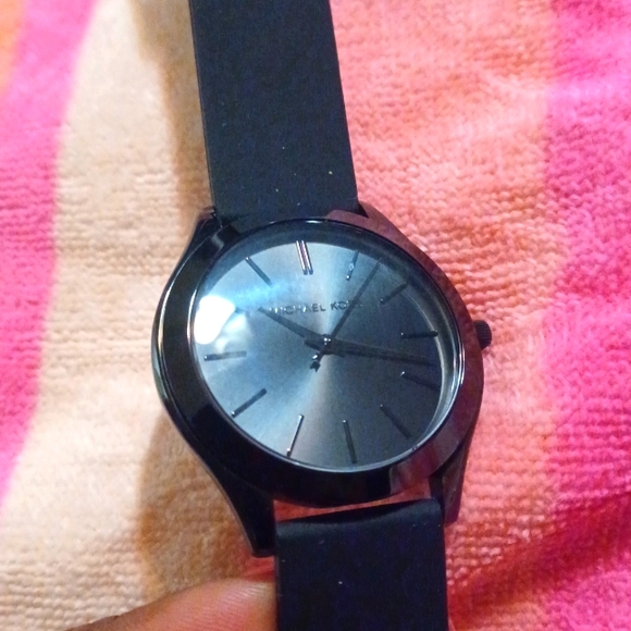 Michael Kors watch ⌚ - Picture 2 of 5